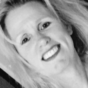 Meet your Posher, Lorraine